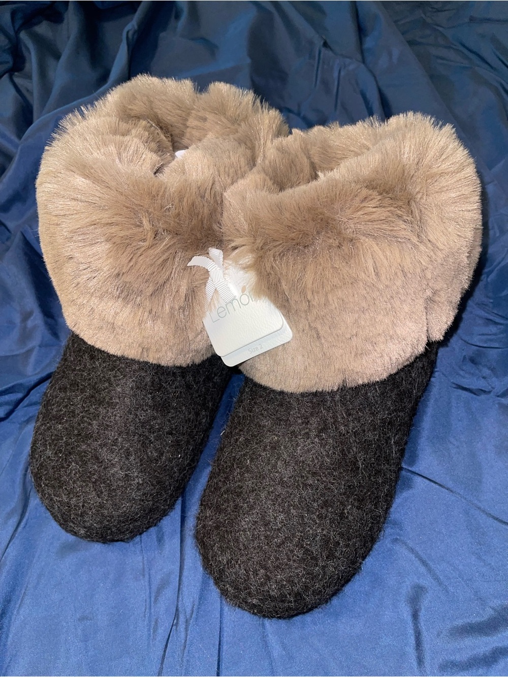 Lemon Women's Faux Fur Cuff Slippers - Black & Brown